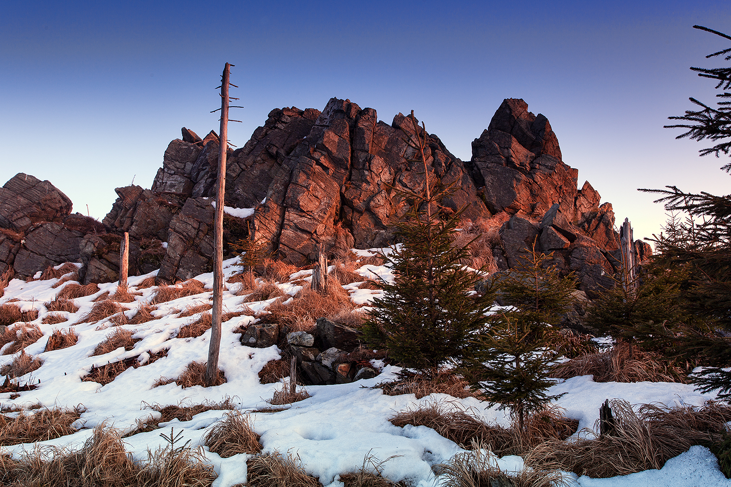 Meluzína - 1094 m. (Krušné hory, 8.3.2014 v podvečer)