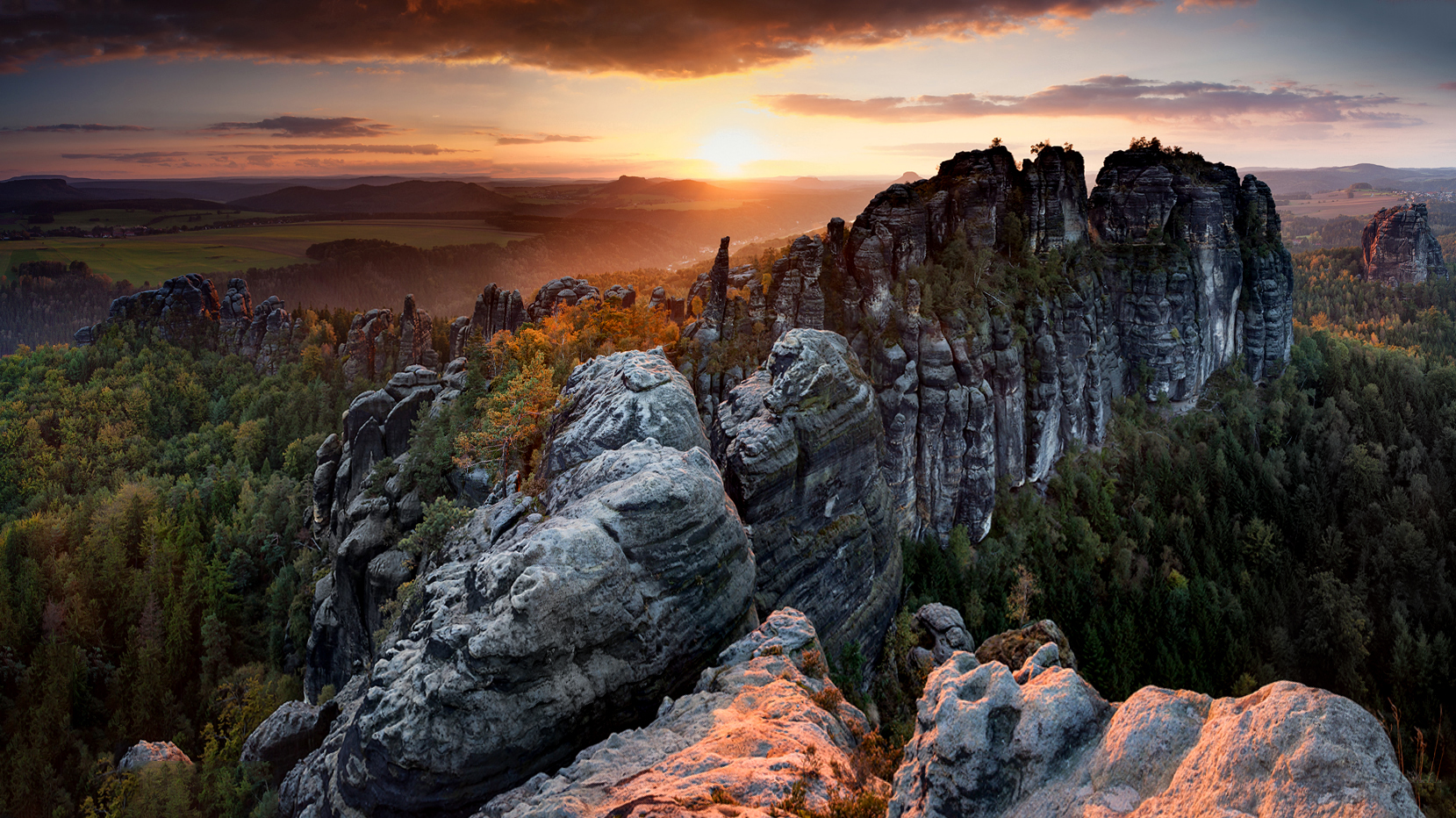 Večer na Schrammsteine - panorama